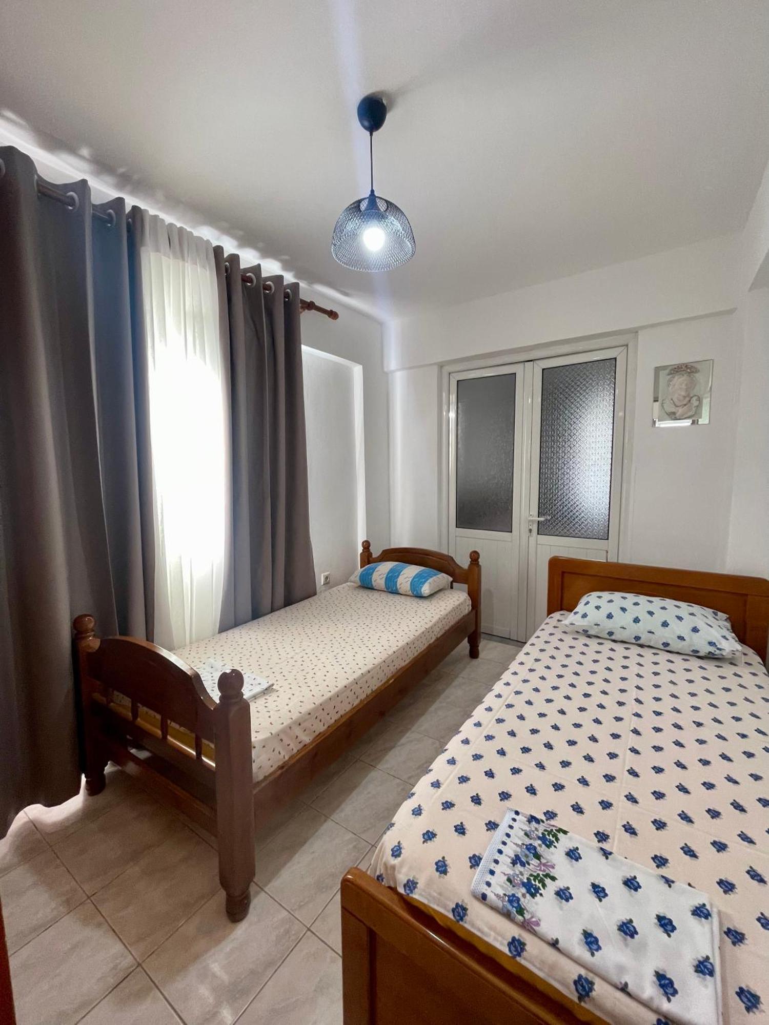 Guest House Luli Sarandë Exterior foto